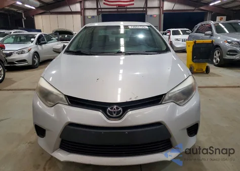 2014 Toyota Corolla L z USA, uszkodzony, nr VIN 2T1BURHEXEC227811